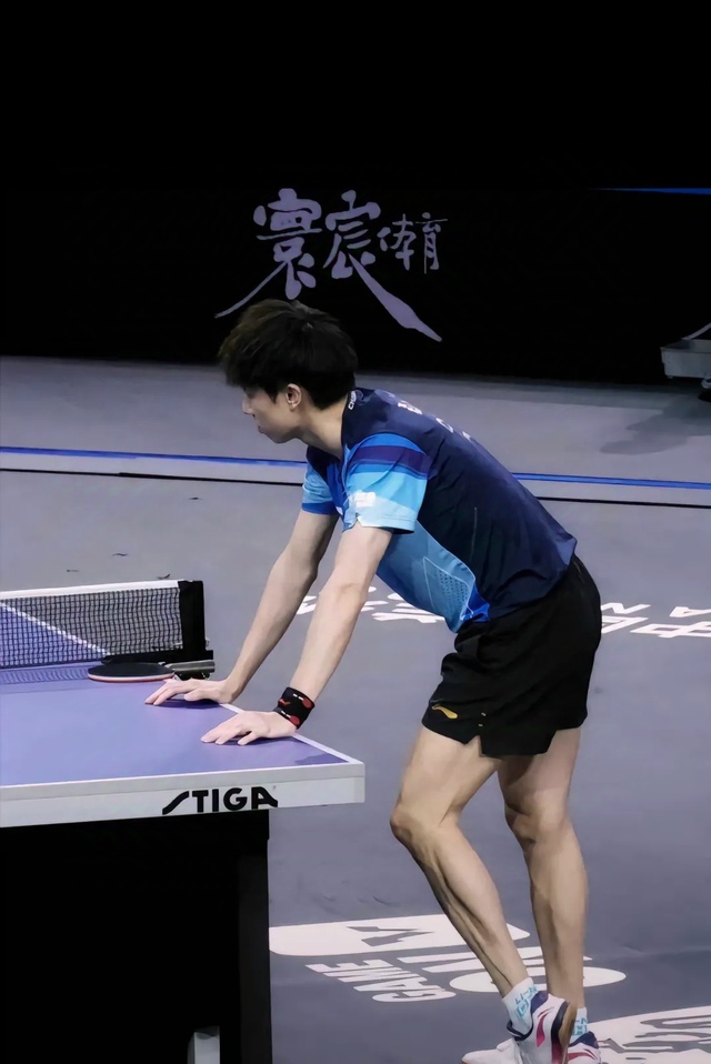 英格兰队横扫韩国队,林高远高光表现 英格兰队横扫韩国队,林高远高光表现