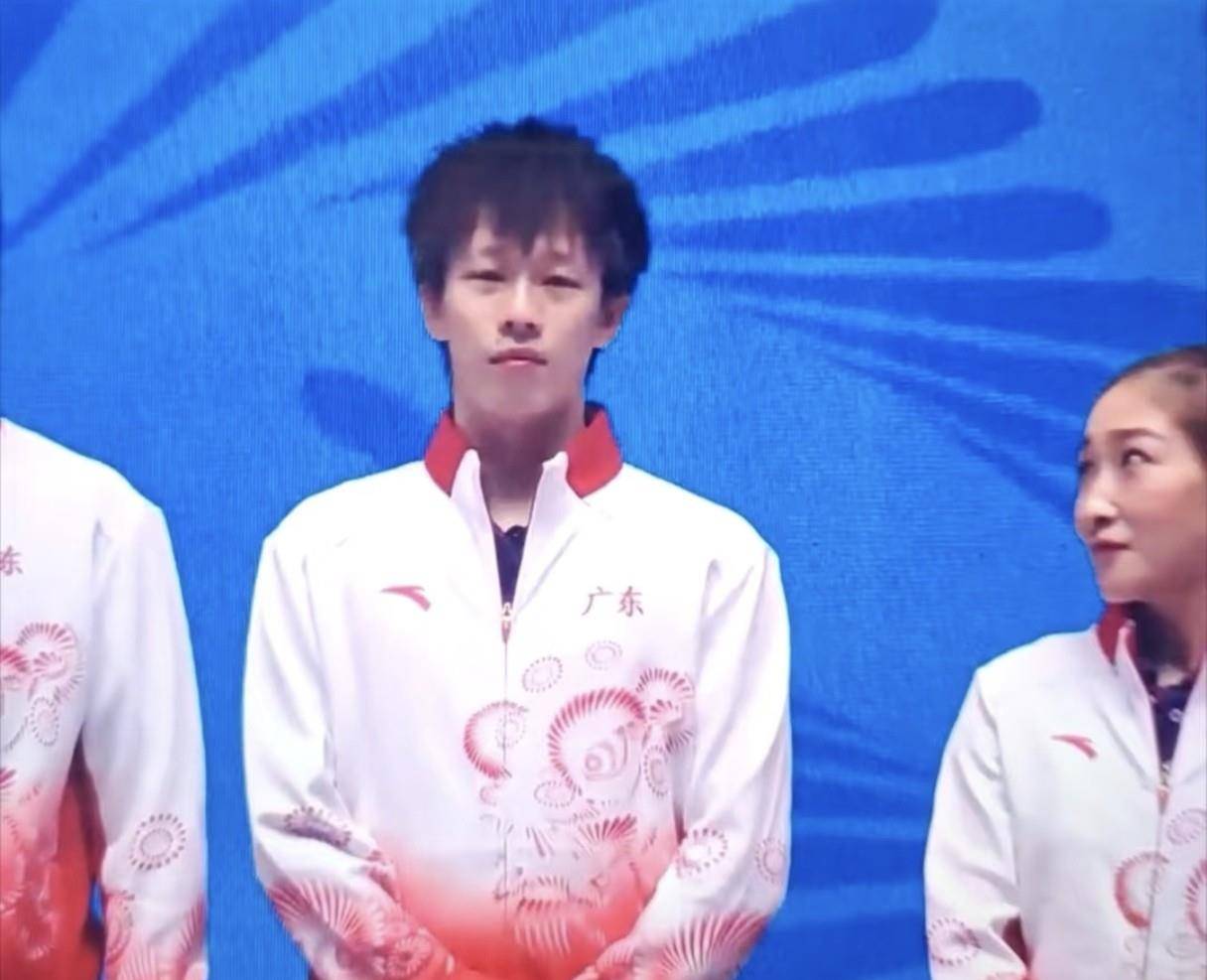 英格兰队横扫韩国队,林高远高光表现 英格兰队横扫韩国队,林高远高光表现