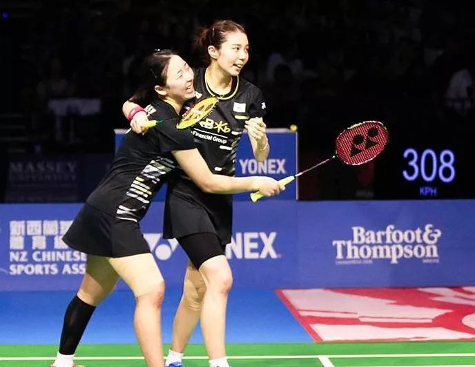 中国队力克泰国队，黄鸭组合关键制胜