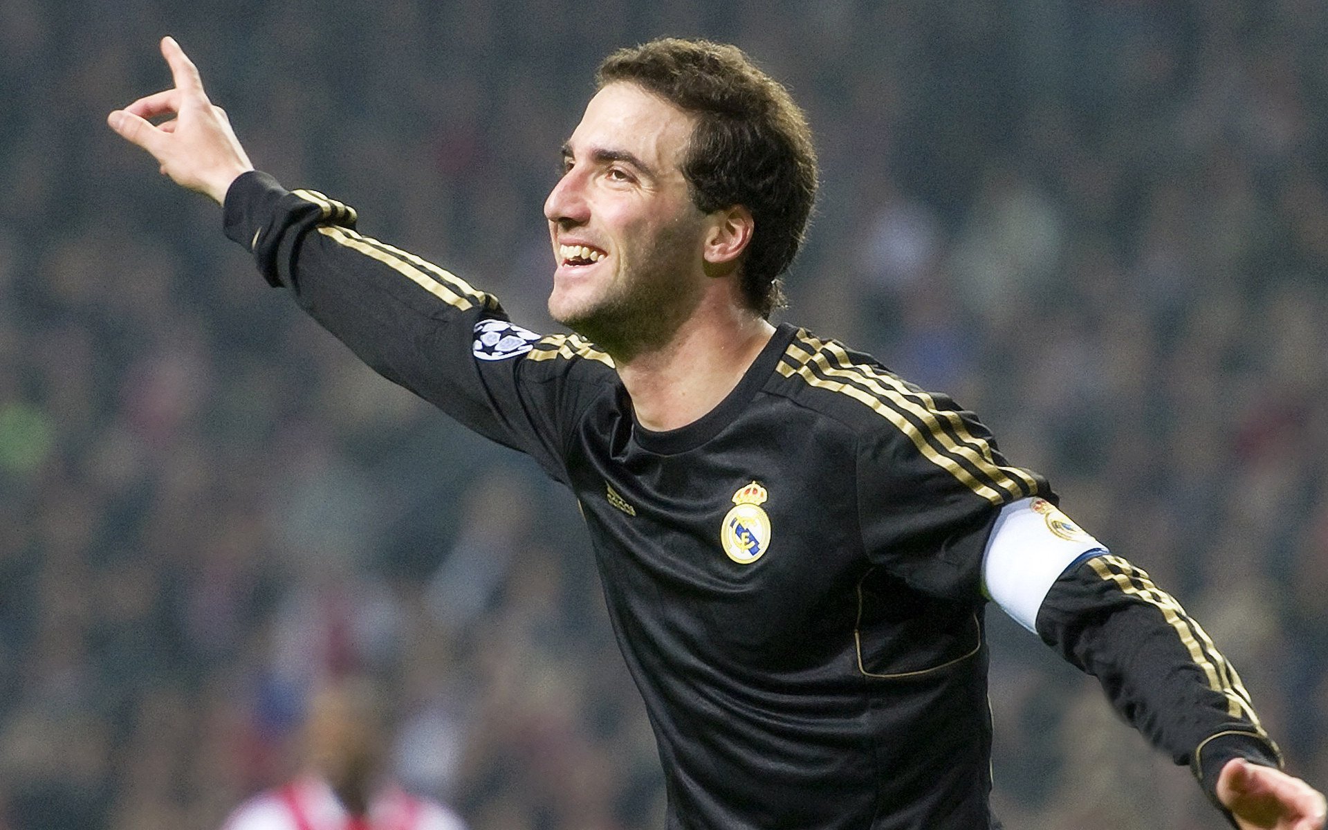 赛道与古城，塞维利亚见证F1年度争冠的终极对决